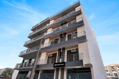 Super Townhouse 1356 Hotel Cloud Bay