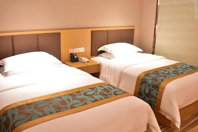 RoEasy Exquisite Hotel