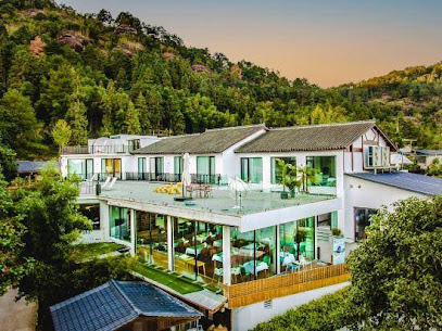 Wuyi Mount A classic homestay of Acacia and Aihu