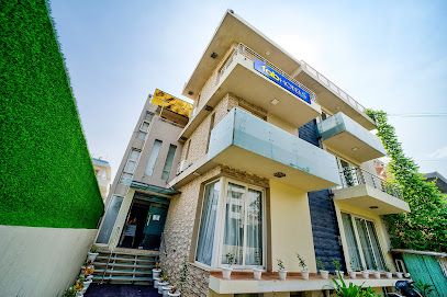 FabHotel Rivlet - Hotel in DLF Phase 3, Gurgaon