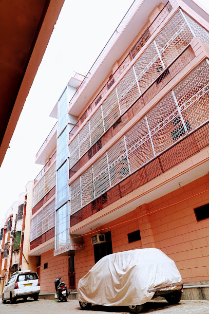 Parmarth Nikunj