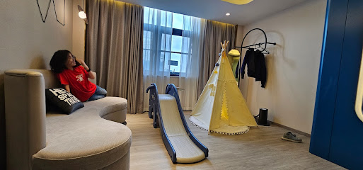 Atour Light Hotel