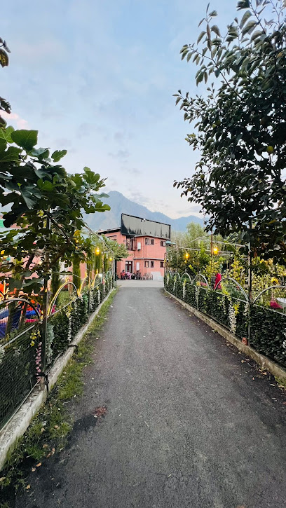 Gaffora lake view guest house