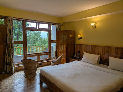 HOTEL JOLOKIA
