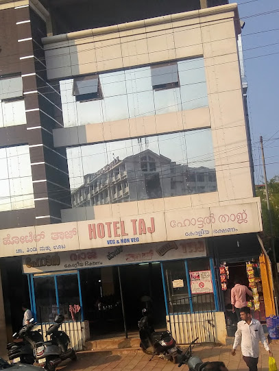 Hotel Taj
