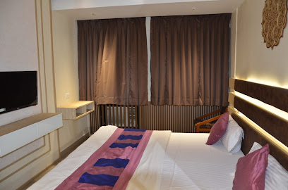 Hotel Dimple | Economy Hotel Stay Surat | Low Budget Hotel in Surat