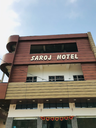 Saroj Hotel