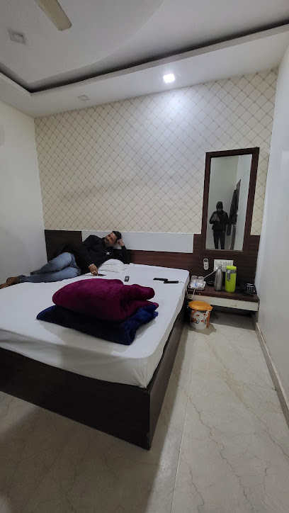 THE LEMON HOTEL