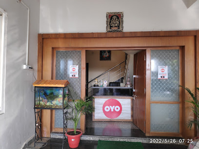 Hotel O Luxury Inn