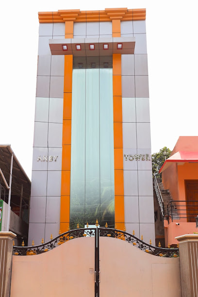 OYO The White Sand Hotel