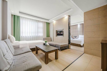 格美西安市长安区凤栖原地铁站酒店