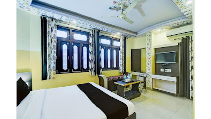 Super Collection O Ramgarh Mod Near Hawa Mahal