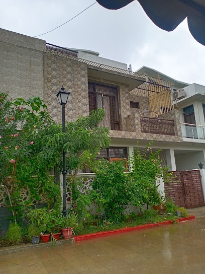 Osho homestay