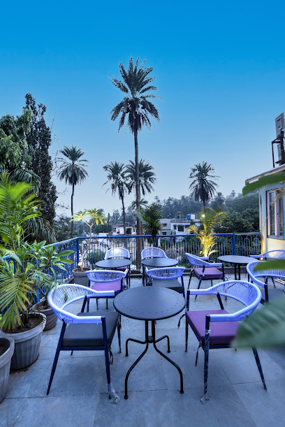 Hotel House of BB, Mount Abu ( 1km From Nakki Lake)