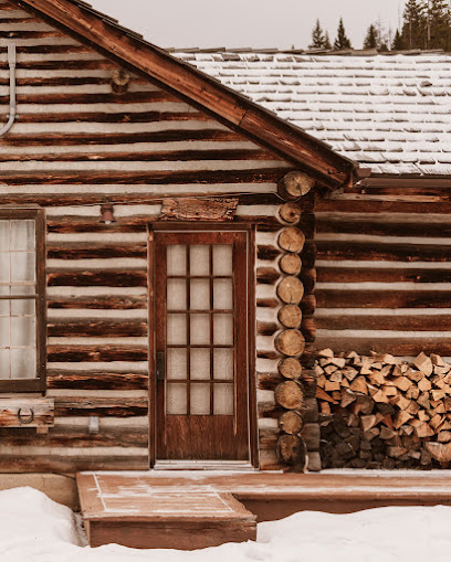 320 Guest Ranch