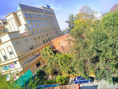 FabExpress Royal Residency Suites - 100% Safe Place to Stay