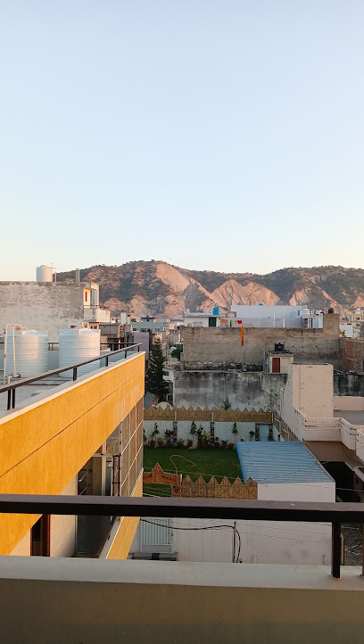 Bani Thani Hotel And Restaurant