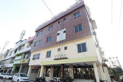 OYO 29852 Hotel Golden View