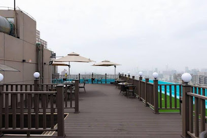 Yeste International Hotel