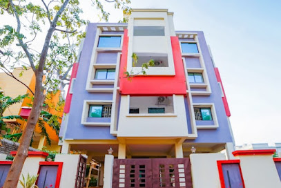 OYO 30200 Spacious Studio Near CET College