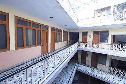 OYO 44364 Hotel Gaurab