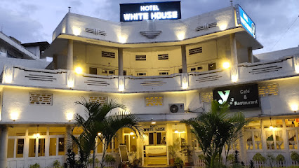 Hotel White House
