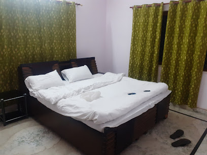 OYO Home 68645 Scenic Stay Dehardun