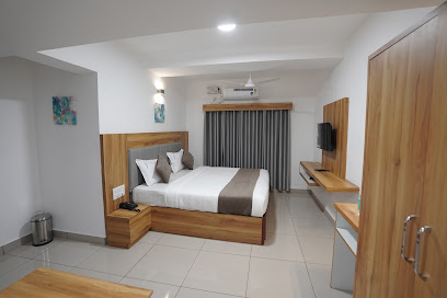 Hotel Luciya International Near Prabha Theatre