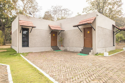 Kanha Kiskindha Resort