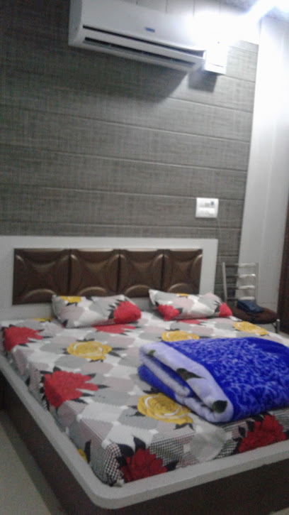 Saurav Guest House