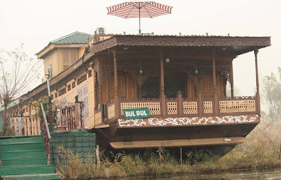 OYO 85885 Bul Bul Group of Houseboats