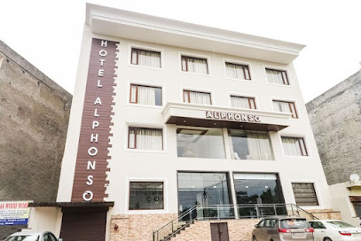 Capital O 44117 Hotel Alphonso