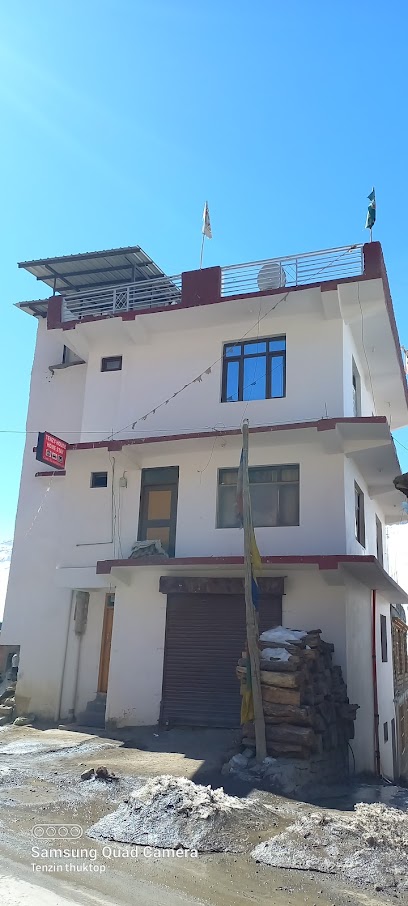 Tenzy Home Stay