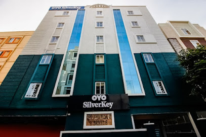 Super Hotel O by OYO GACHIBOWLI BESIDE DLF