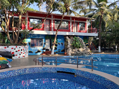 Hotel On Rocks