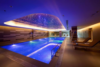 THE QUBE HOTEL