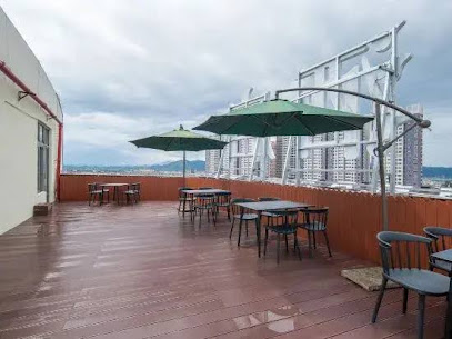 Berman International Hotel