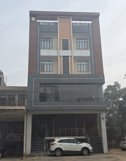 Hotel Galaxy TirwaGanj