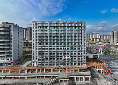 Lakeside Hotel Deman