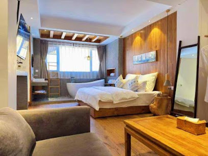 Lugu Lake Vine Villa Half Wall House