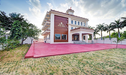 Treebo Premium Royal Amar With Mountain View And Swimming Pool