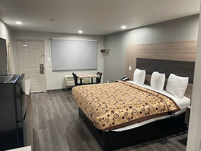 Vue Hotel by the Galleria