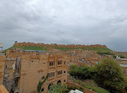 The Elite Castle