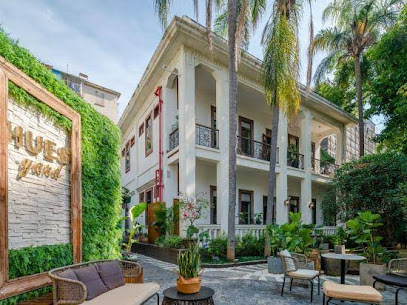 HUES Yard Hotel