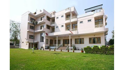 OYO 4553 Hotel Chandra Pushp Palace