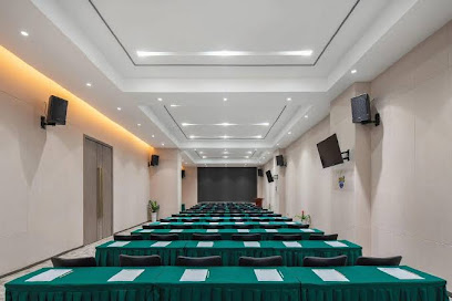 Shiyan Railway Station Hancheng Tiandi Atour X Hotel