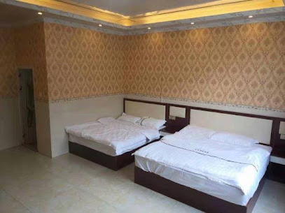 Longlin Huashun Hotel