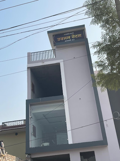 TARJAS HOTEL