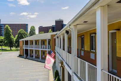 University Manor Inn