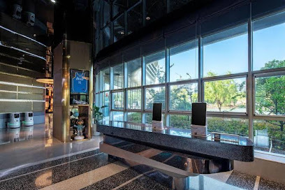 Leishen Electric Sports Hotel